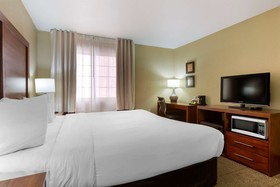 Comfort Inn & Suites North Glendale - Bell Road