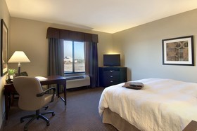 Hampton Inn & Suites Phoenix Glendale-Westgate