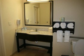 Hampton Inn & Suites Phoenix Glendale-Westgate