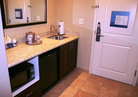 Hampton Inn & Suites Phoenix Glendale-Westgate