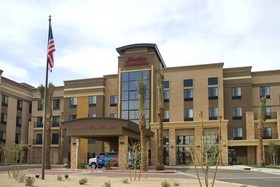 Hampton Inn & Suites Phoenix Glendale-Westgate
