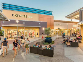 Holiday Inn Glendale - Stadium & Ent District