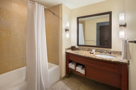 Renaissance Phoenix Glendale Hotel & Spa