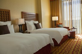 Renaissance Phoenix Glendale Hotel & Spa