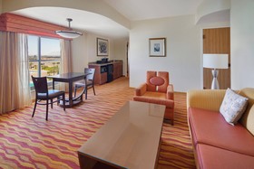 Renaissance Phoenix Glendale Hotel & Spa