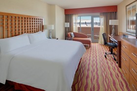 Renaissance Phoenix Glendale Hotel & Spa
