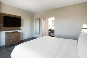 Staybridge Suites Phoenix-Glendale