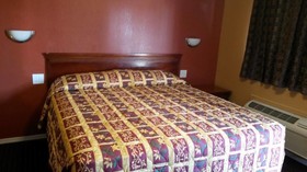 Two Palms Motel