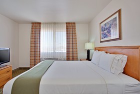 Holiday Inn Express & Suites Kingman