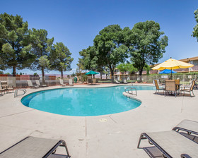 Quality Inn View of Lake Powell - Page