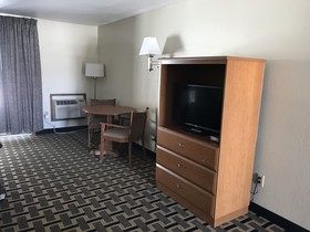 Motel in the Pines