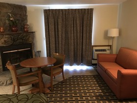 Motel in the Pines