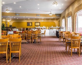 Americana Hotel