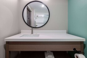 ECHO Suites Extended Stay by Wyndham Phoenix-Peoria/Glendale
