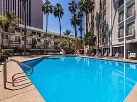 DoubleTree by Hilton Phoenix Midtown