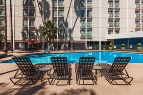 DoubleTree by Hilton Phoenix Midtown