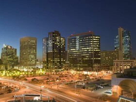 DoubleTree by Hilton Phoenix Midtown