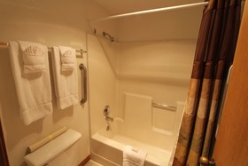 Roundhouse Resort