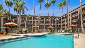 Best Western Plus Scottsdale Thunderbird Suites