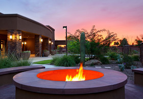 Courtyard Scottsdale Salt River
