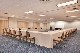 Embassy Suites by Hilton Scottsdale Resort