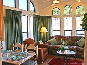Sedona Pines Resort