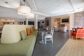 Home2 Suites by Hilton Phoenix Tempe, University Research Park