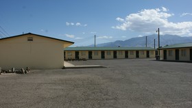 Hwy. Express Inn & Suites