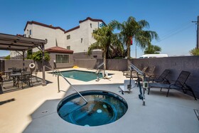 Best Western Gold Poppy Inn