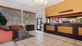 Best Western Royal Sun Inn & Suites