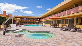 Best Western Royal Sun Inn & Suites