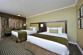 Best Western Royal Sun Inn & Suites