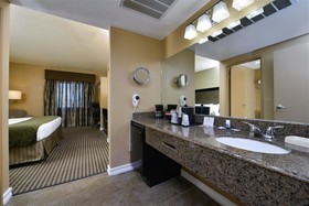 Best Western Royal Sun Inn & Suites