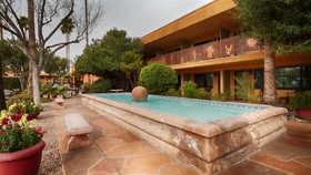 Best Western Royal Sun Inn & Suites