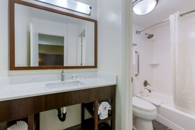 Comfort Suites Sabino Canyon