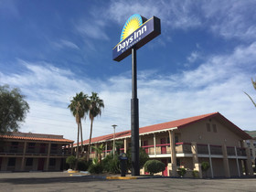 Days Inn by Wyndham Tucson City Center