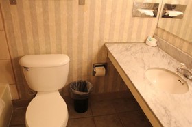 Fortuna Inn & Suites