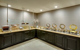 Hilton Tucson East