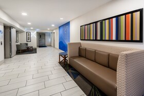 Holiday Inn Express & Suites Marana