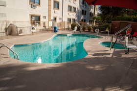 Holiday Inn Express Tucson-Airport