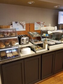 Holiday Inn Express Tucson-Airport
