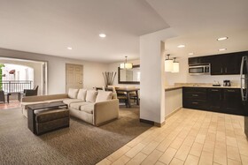 Homewood Suites by Hilton Tucson/St. Philip's Plaza University