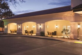 Homewood Suites by Hilton Tucson/St. Philip's Plaza University