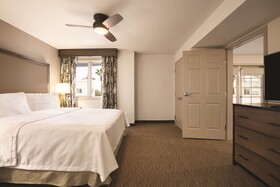 Homewood Suites by Hilton Tucson/St. Philip's Plaza University