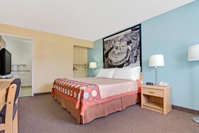 Super 8 by Wyndham Tucson/Grant Road Area AZ