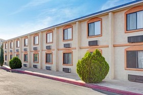 Red Rock Inn