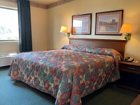 Voyager RV Resort and Hotel