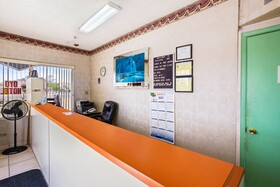 Arizona Inn & Suites by OYO Rooms