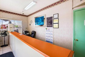 Arizona Inn & Suites by OYO Rooms