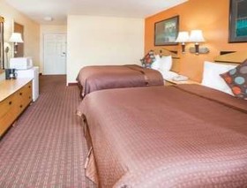 Days Inn by Wyndham Alma